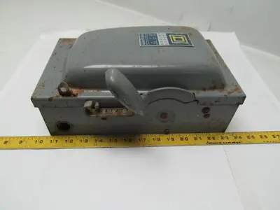 Square D H361 30 amp 600Volt fusedsafety switch disconnect