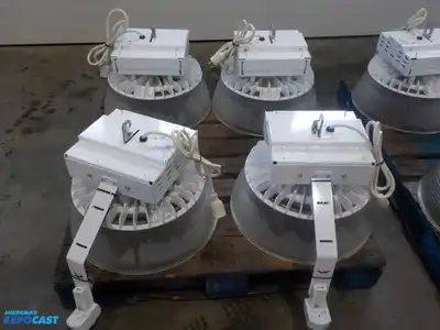 LOT OF (8) INDUSTRIAL LED LUMINAIRE WAREHOUSE LIGHTING, MOTION DETECTORS, SUPPORT HOOK, POWERCORD, R...