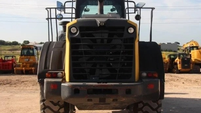 USED 2019 Komatsu WA380-8