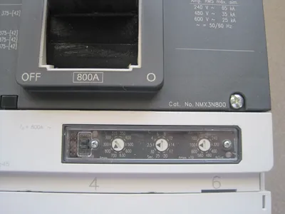 NEW SIEMENS NMX3N800 BREAKER 800 AMP