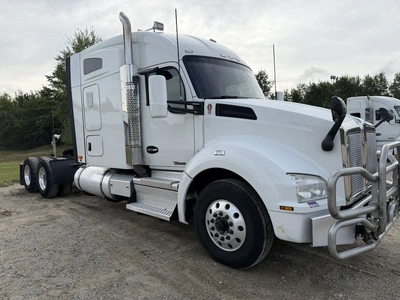 Used 2021 KENWORTH T880 TRUCK TRACTOR Conventional trucks Michigan US | Miedema Asset Management Group #1709443