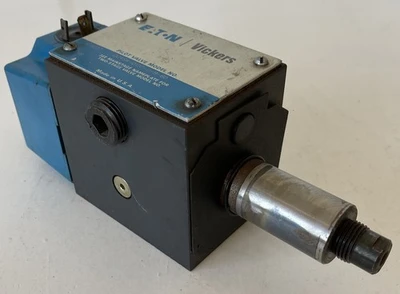 *PREOWNED* Eaton Vickers Pilot Valve DG4S4-012C-U-B-60 || Warranty & Fast Ship!!