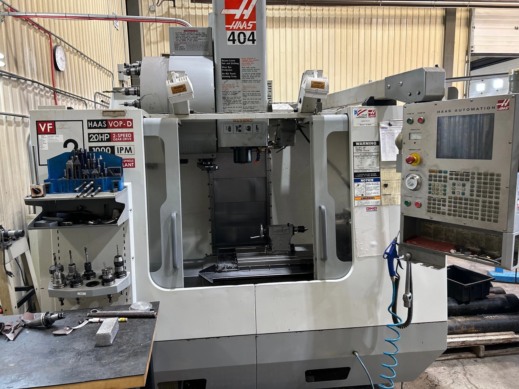 USED 2005 HAAS VF-2B