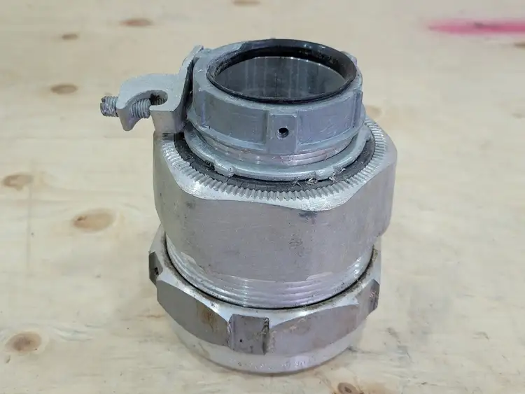 Used THOMAS BETTS ST200-475 Cable & Wire British Columbia CA | Lenmark #247295