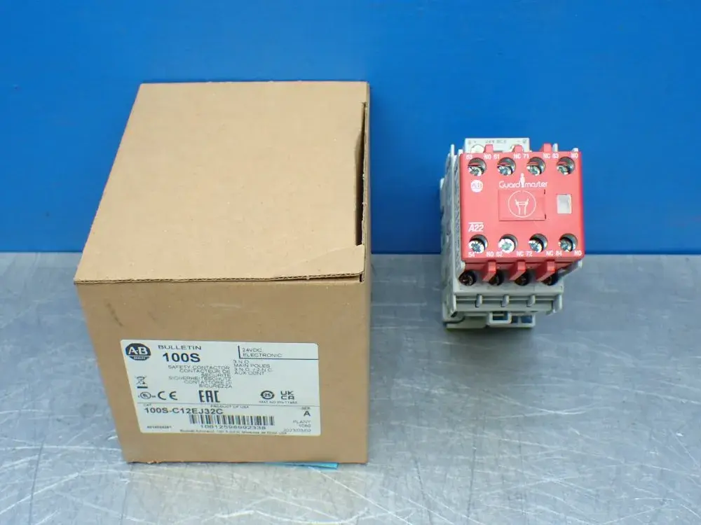 NEW ALLENBRADLEY 100SC12EJ32C
