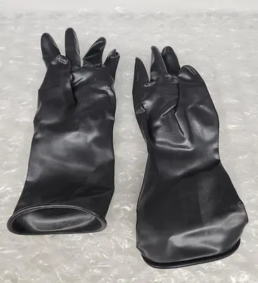 ALPHATEC 38-612 BLACK RUBBER GLOVES