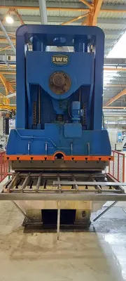 Used 1970 IWK PEKRS 160 Straight Side Presses CZ | Amaron s.r.o. #1066591
