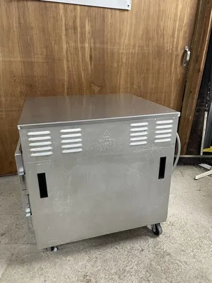 182-0110 Metro C563L-NFC-L Undercounter Heated Warming Holding Case Cabinet