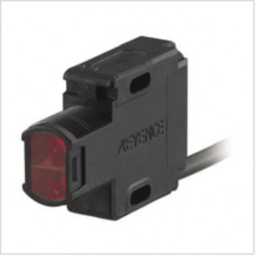Keyence PZ-G42CB Photoelectric Sensor, Threaded Mount, Reflective, M12 Type, NPN [New]