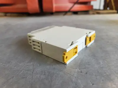 NEW OMRON K8AB-AS2