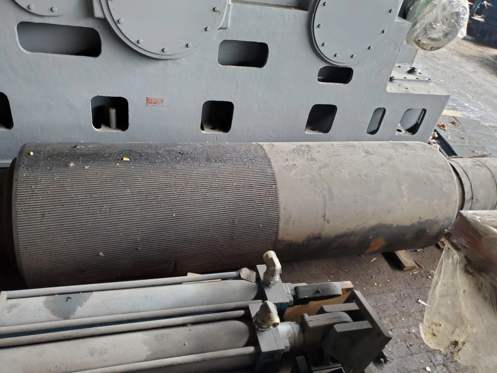 Farrel 26x84 Half Corrugated Rear Roll