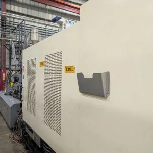 Used 2013 MILACRON MM950 Injection Molding Machines Massachusetts US | Hunter Plastics #1493632