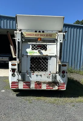 2012 GLOBAL ENVIRONMENTAL GLOBAL M3 SWEEPER | Iron Listing (6)