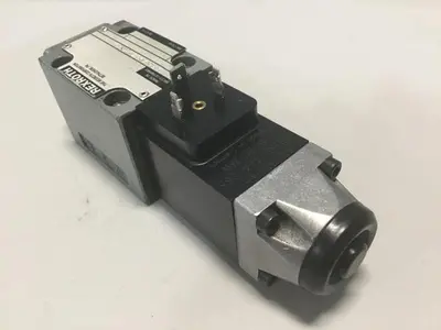 USED REXROTH 4WE6UA51AG24NZ4