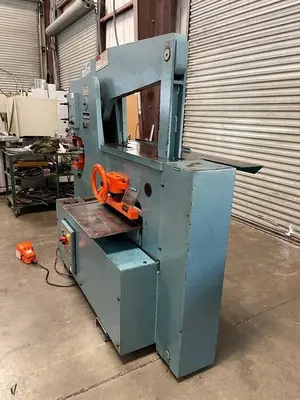SCOTCHMAN 12012 120 Ton Hydraulic Ironworker