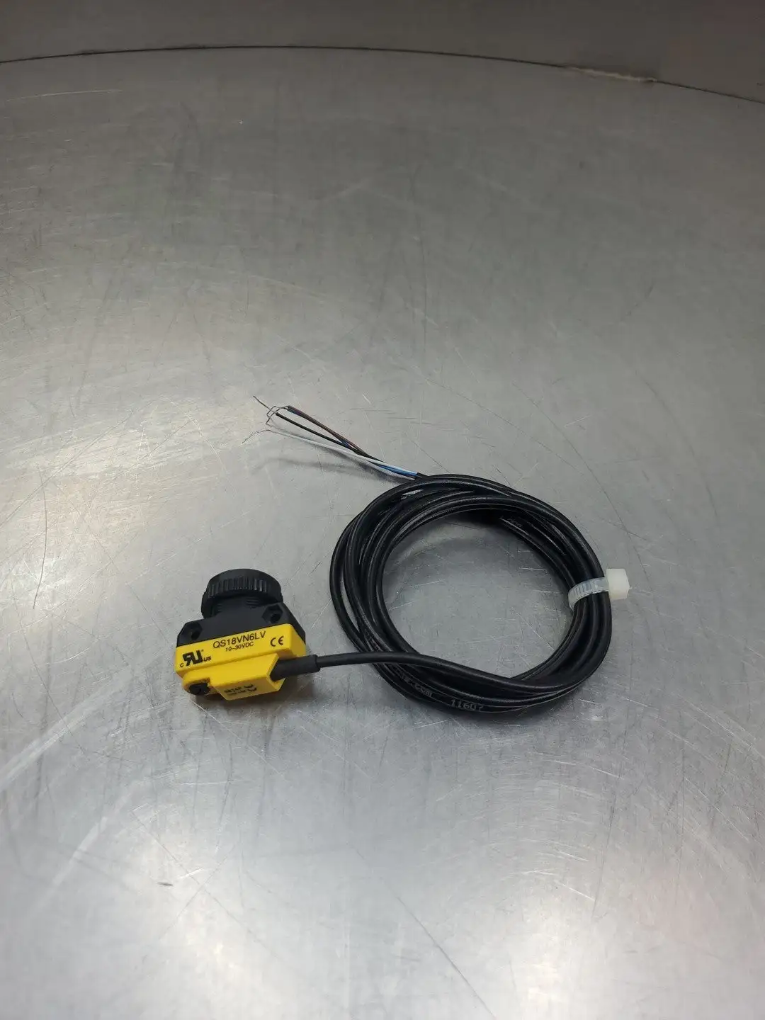 BANNER QS18VN6LV Photoelectric Sensor, 10-30VDC. 5E-5/5