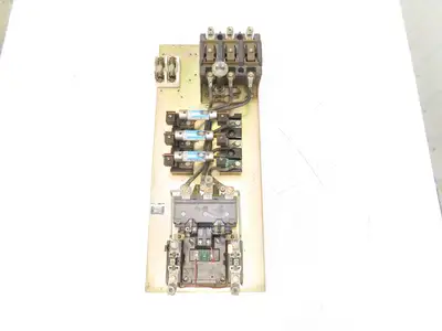 Allen Bradley 712-DCA26 Combination Motor Starter Fused 50HP 600V 3Ph Size 3