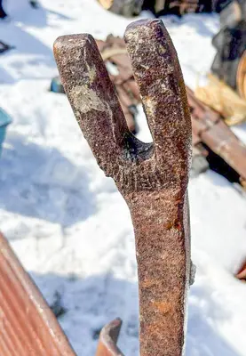 Used _UNKNOWN_ LEFT-HAND DRILLING TOOL WRENCH (CLAW-END / J-WRENCH) Wrenches Pennsylvania US | East West Machinery & Drilling #1417919