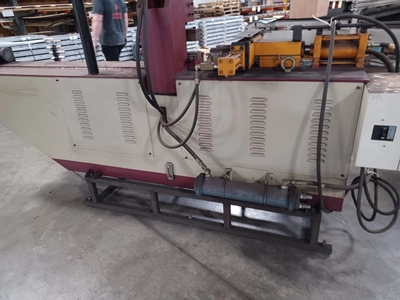 USED 2001 YLM CR 38A