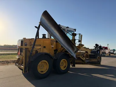Used 1993 CHAMPION 720A SERIES III VHP GRADER Motor Graders Minnesota US | Carco Truck & Equipment #1573950