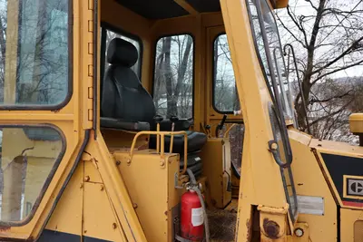 Used 1989 CATERPILLAR D4C Bulldozers Pennsylvania US | Proxy Equipment #1377697