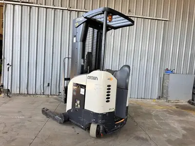 USED 2007 CROWN RD5225-30