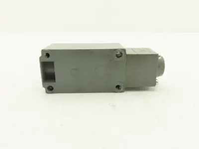 Allen Bradley 802T-AM Oiltight Limit Switch Enclosure Lever Type Operator Head