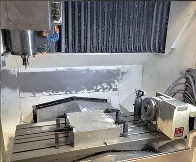 2015 OKUMA GENOS M560-V Vertical Machining Centers | Machinery Resources International (2)