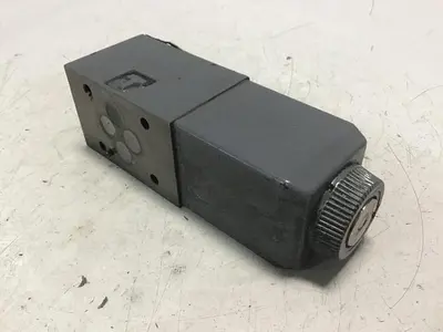 USED VICKERS DG4V322AMUHL760