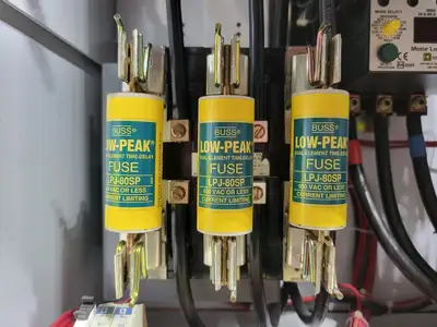 USED SQUARE D MODEL 6