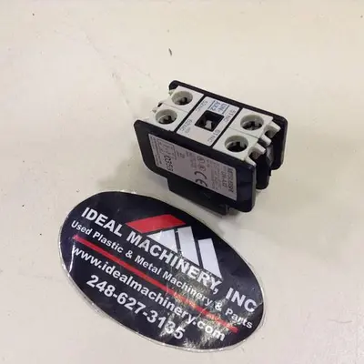 USED MITSUBISHI UN-AX2