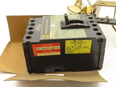 Square D FAL340301352 Molded Case Circuit Breaker 480V 30A 3 Pole