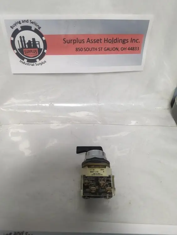 Used ALLEN-BRADLEY 800T-J19 Miscellaneous Equipment (Electrical & Power) Ohio US | Surplus Asset Holdings #1568136