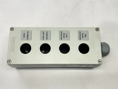 USED SIEMENS 4-BUTTON ENCLOSURE