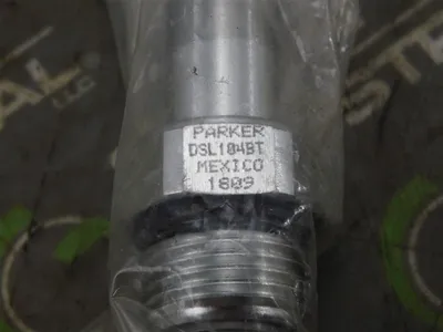 Parker DSL104BT 4 Way 2 Position Spool Type Solenoid Valve 3600 PSI 250 BAR New