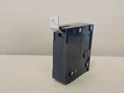 USED CUTLER-HAMMER BA120