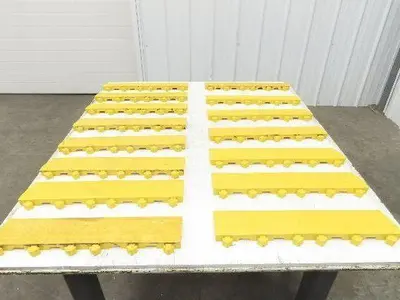 Anti Fatigue Modular Interlocking Male Ramp Edge 18"x4" Lot of 15