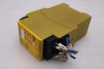 PILZ 777504 Safety Relay PNOZ XV2P 0.5/24VDC 2N/o 2N/o STOCK H1825