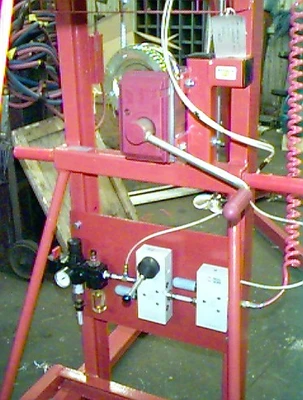 High Lift Mobile 125 Kilo Stirrer Crane