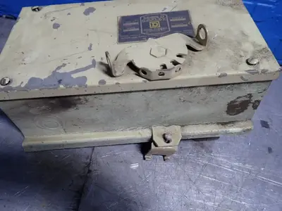 USED SQUARE D SD76350