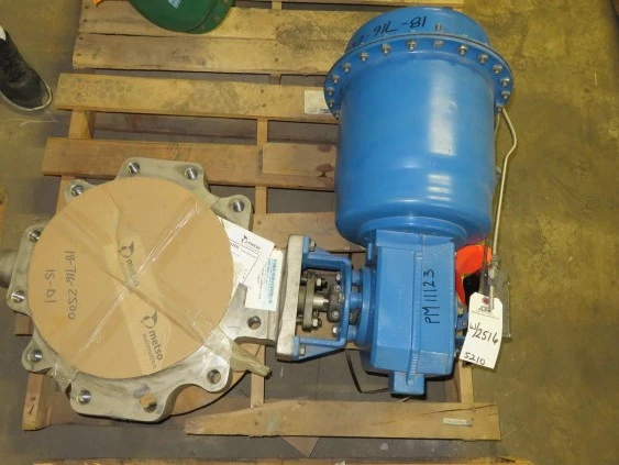 Jamesbury 14"-150  Butterfly Valve with Pneumatic Actuator
