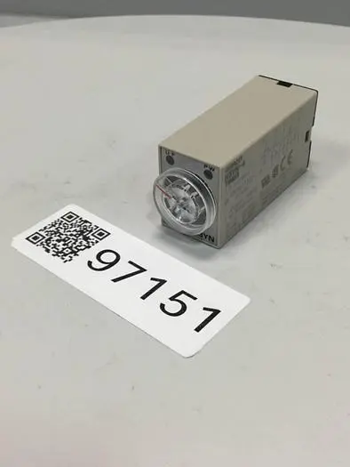 Used OMRON H3YN-4 Timers Michigan US | Ideal Machinery #762915