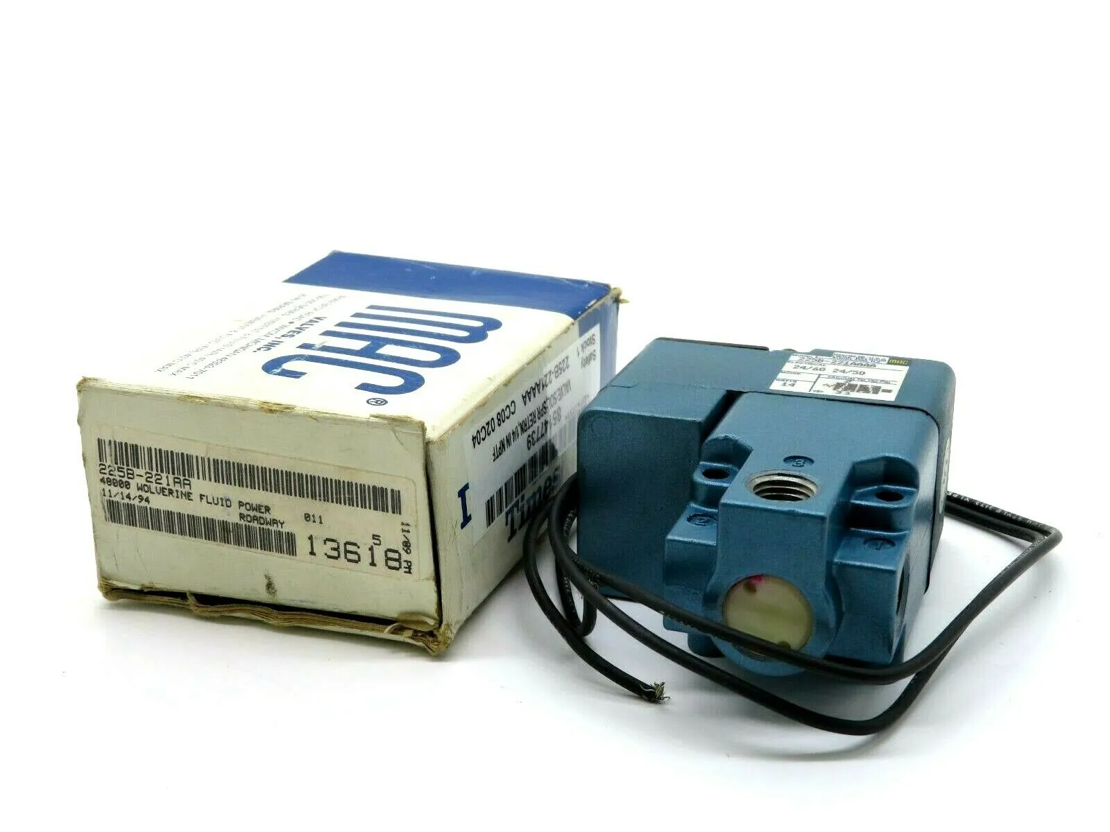 NEW MAC VALVES 225B-221AA SOLENOID VALVE 225B221AAAA 225B221AA