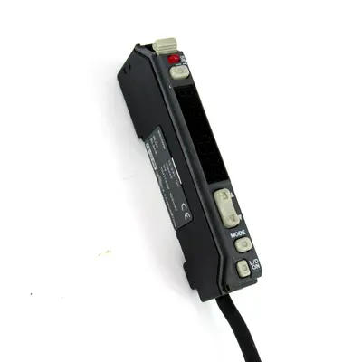 Keyence FS-V21RP Fiber Optic Photoelectric Sensor, Amplifier, 12-24V DC