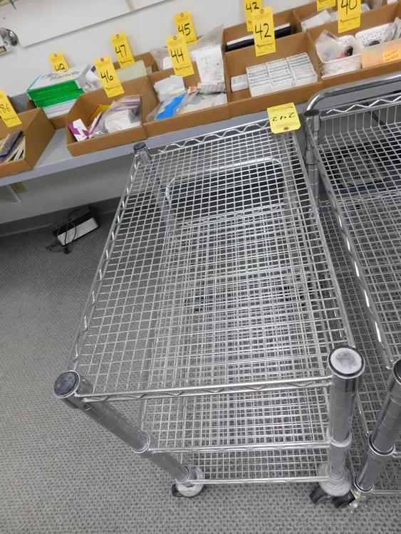 Used _UNKNOWN_ _UNKNOWN_ Maintenance Carts Indiana US | Thompson Auctioneers #1296619