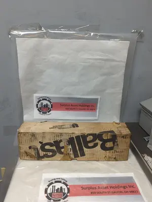 New | in-Stock UNIVERSAL 930KTCP Lighting Ohio US | Surplus Asset Holdings #1240402