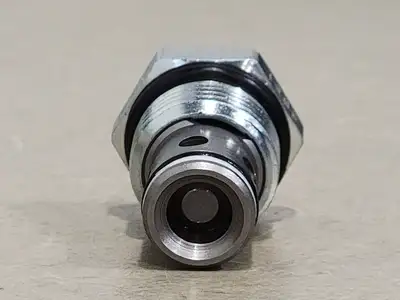 NEW VICKERS CV3-10-P-0-10