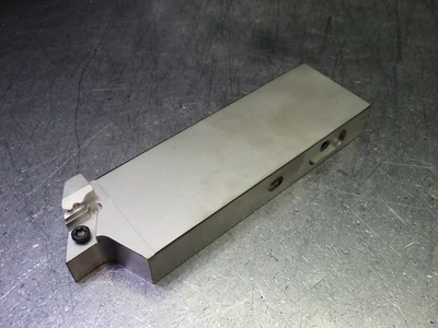 Kyocera 93 Deg Coolant Thru Lathe Tool Holder 1.37"x.621" Shank SDJCR112.5-3-F15JCTM (LOC310)
