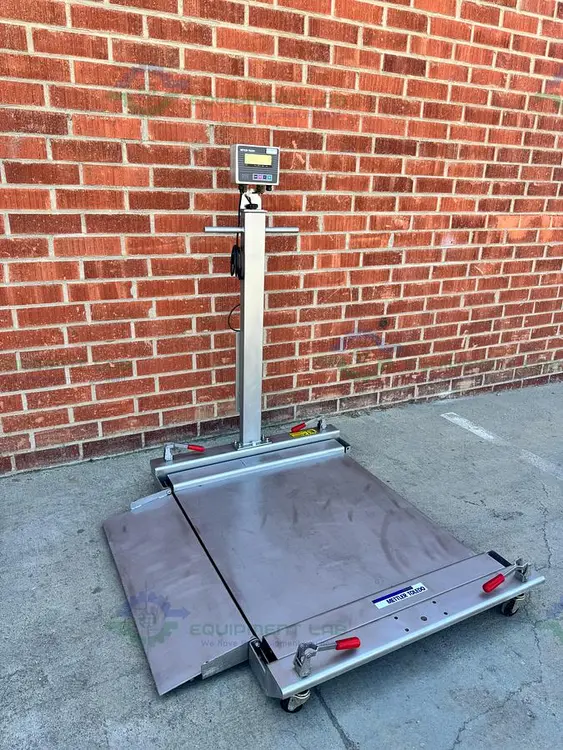 Used METTLER TOLEDO 2888 STAINLESS STEEL SCALE W/ HAWK READOUT 1000 LBS  36 X 36 Scales California US | Equipment Lab #1394844