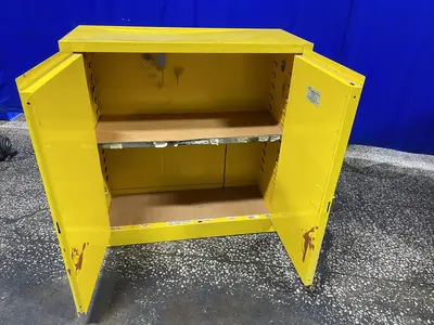 Used EDSAL SC300F Cabinets Ohio US | HGR 24 #1232680